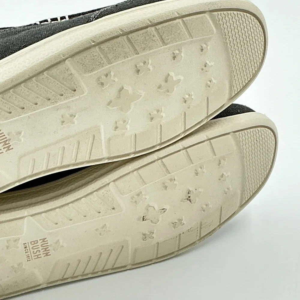 Nunn Bush Mens Size 9.5 Gray Canvas Slip On Loafer Shoes READ NEW $149